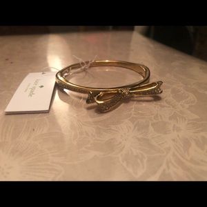 Kate spade gold bow bracelet ♠️